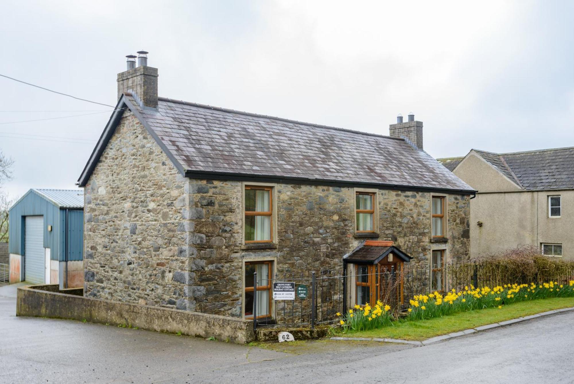 Grove Fort Self Catering Farmhouse Finnis Экстерьер фото