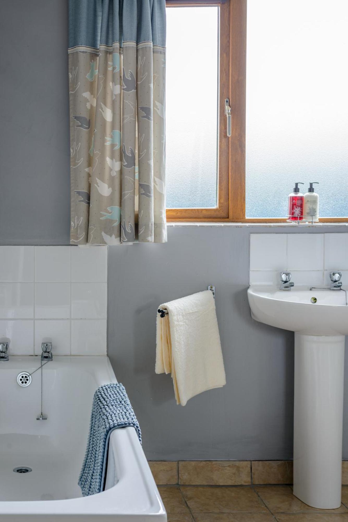 Grove Fort Self Catering Farmhouse Finnis Экстерьер фото